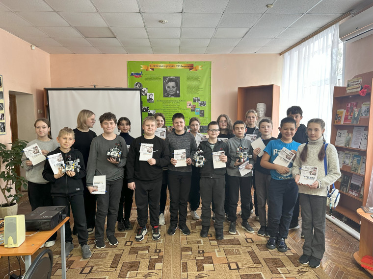 Приняли участие в мероприятии ко Дню российской науки.